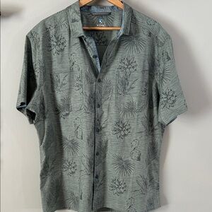 KUHL Men’s Button Down Tee